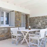 Vlia Mar Myconian Residences * Калафатис